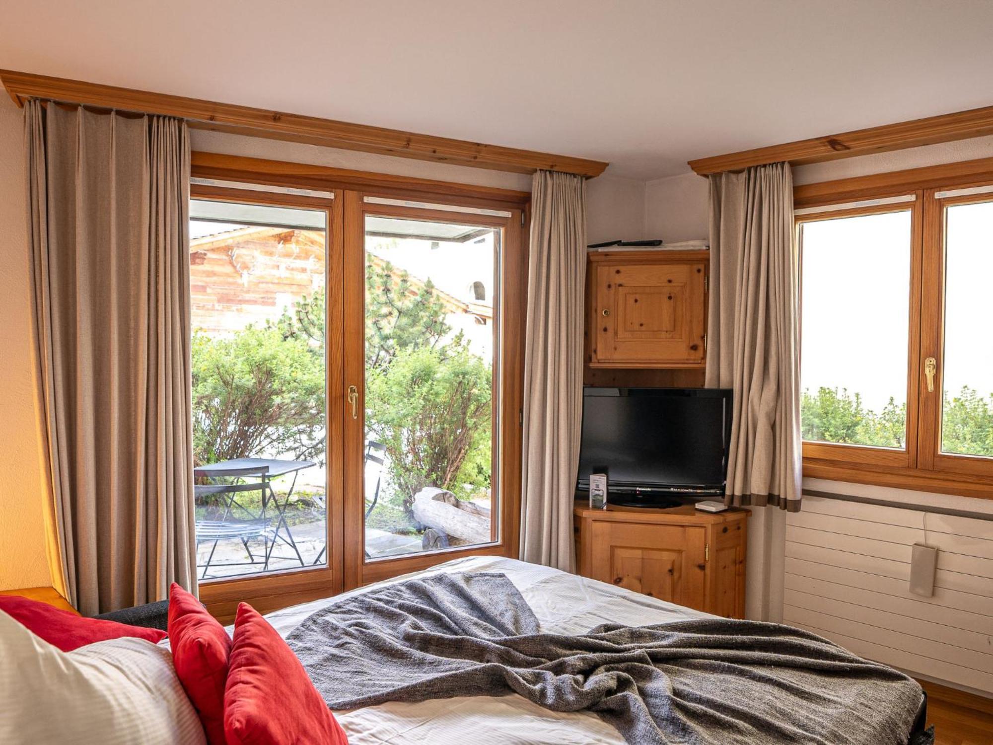 Apartment Chesa Vadret Surlej By Interhome Luaran gambar