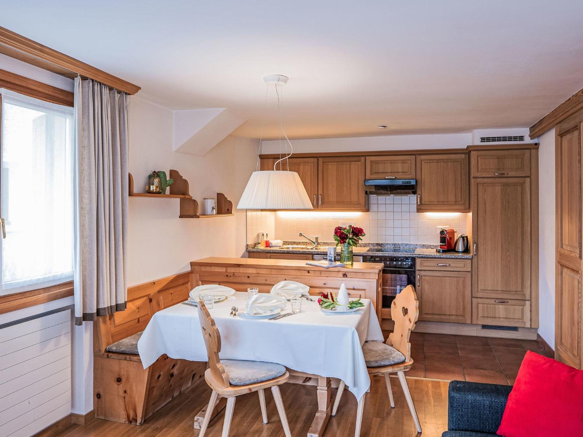 Apartment Chesa Vadret Surlej By Interhome Luaran gambar
